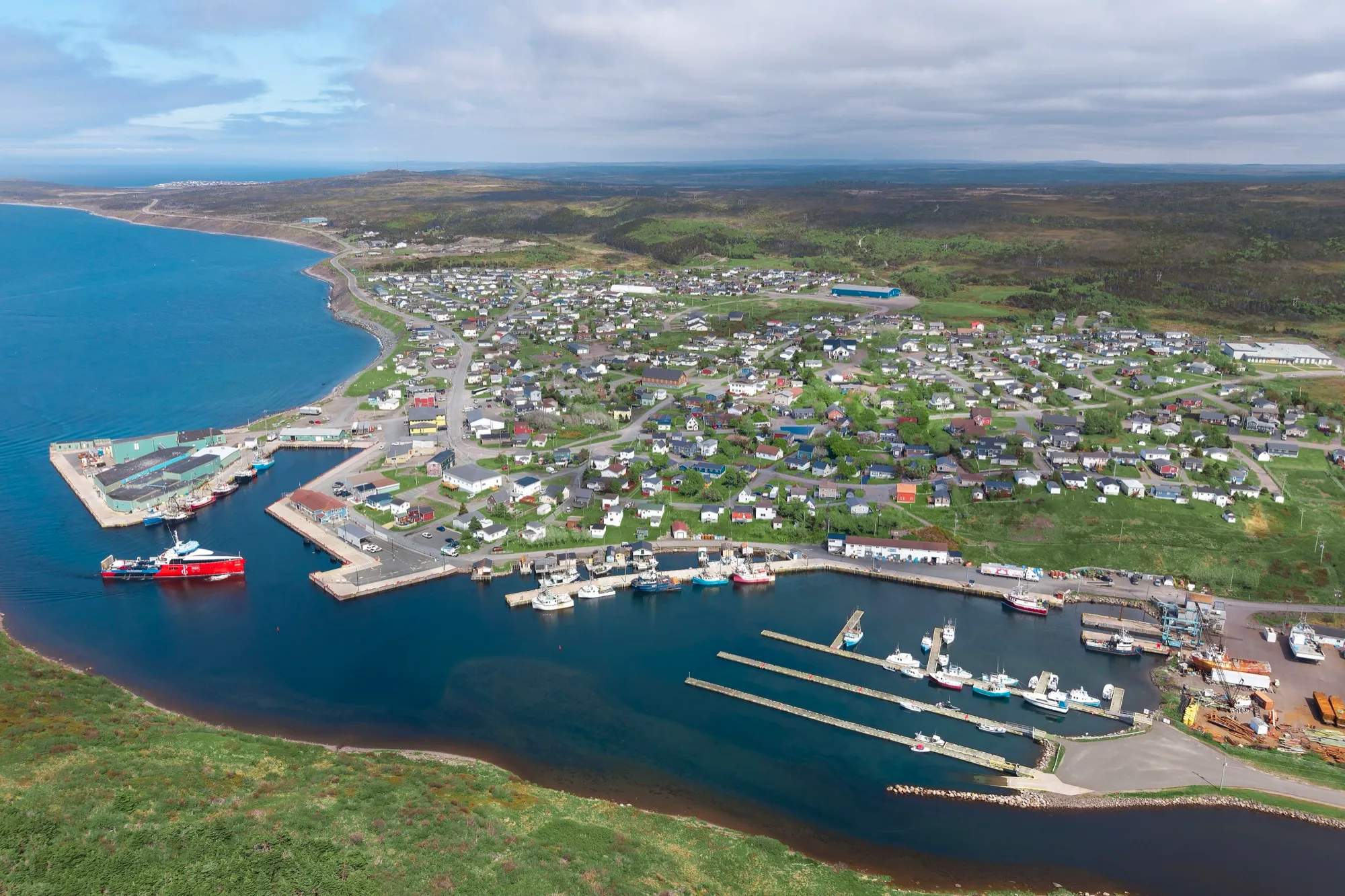 Aerial of Fortune: town, harbour and the Saint-Pierre ferry at its wharf.